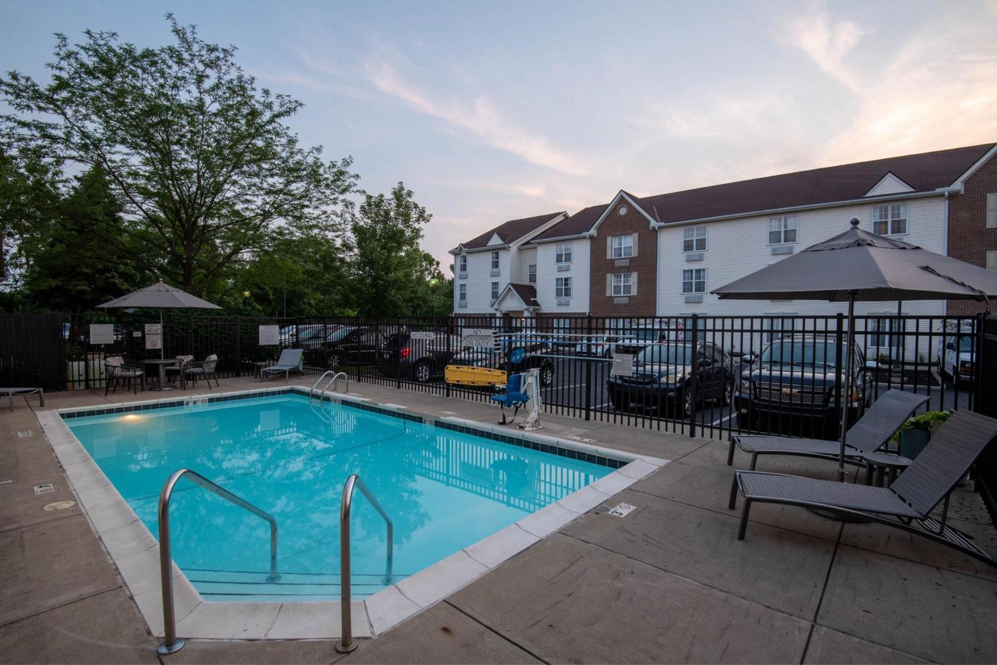 Towneplace Suites Columbus Airport Гаханна Экстерьер фото