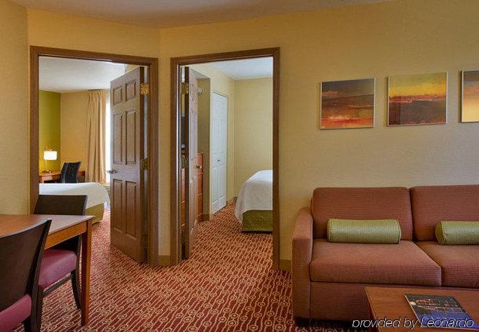 Towneplace Suites Columbus Airport Гаханна Экстерьер фото